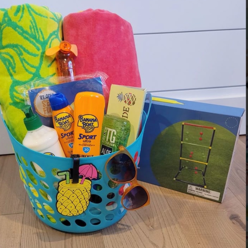 Blue Beach Basket with Accessories